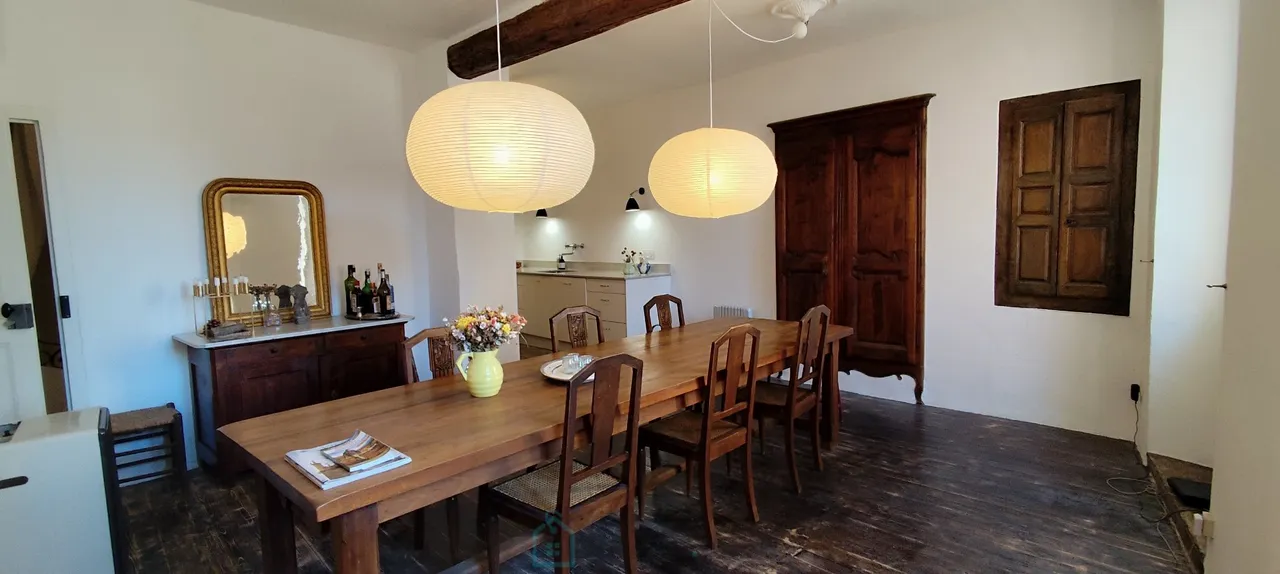 Foto de Casa de carácter de 6 habitaciones con terraza