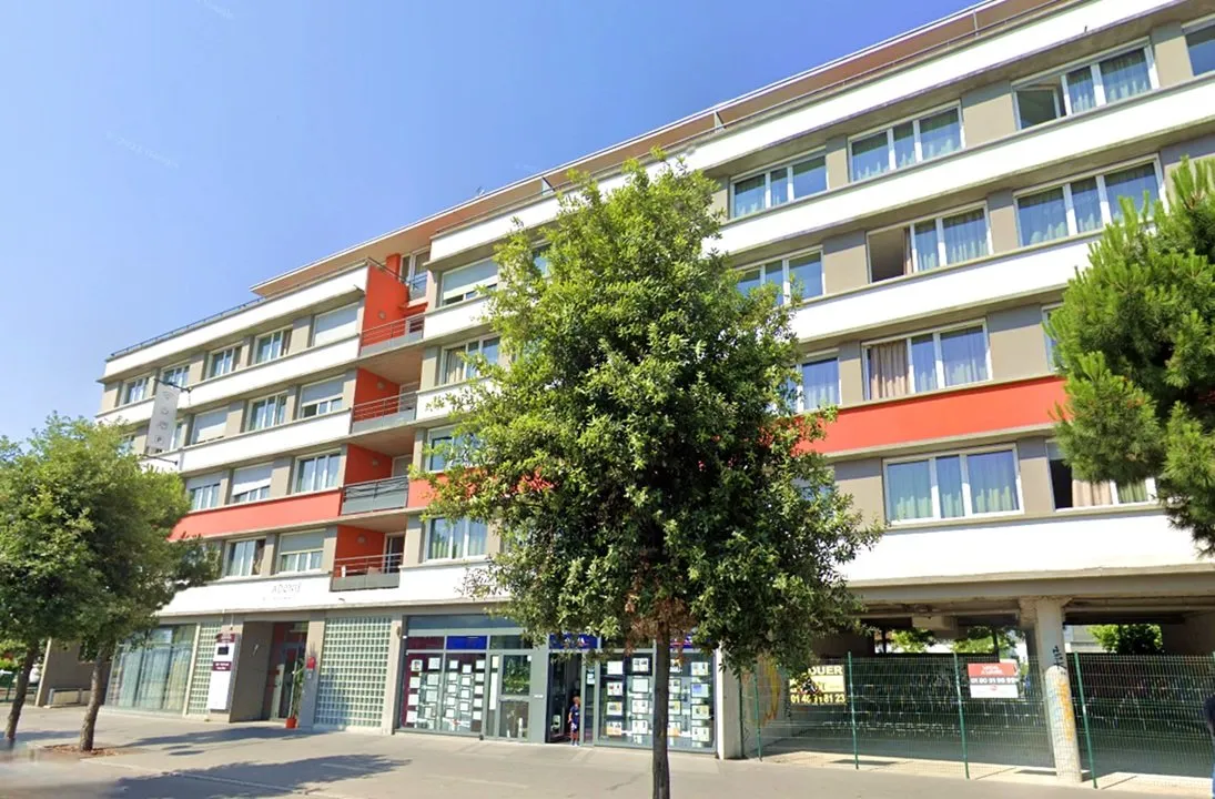 Foto di INVESTIMENTO IN AFFITTO – CHEVILLY-LARUE – Residence Le Fontainebleau Apparthotel Paris Sud *** - Redditività 7,18%