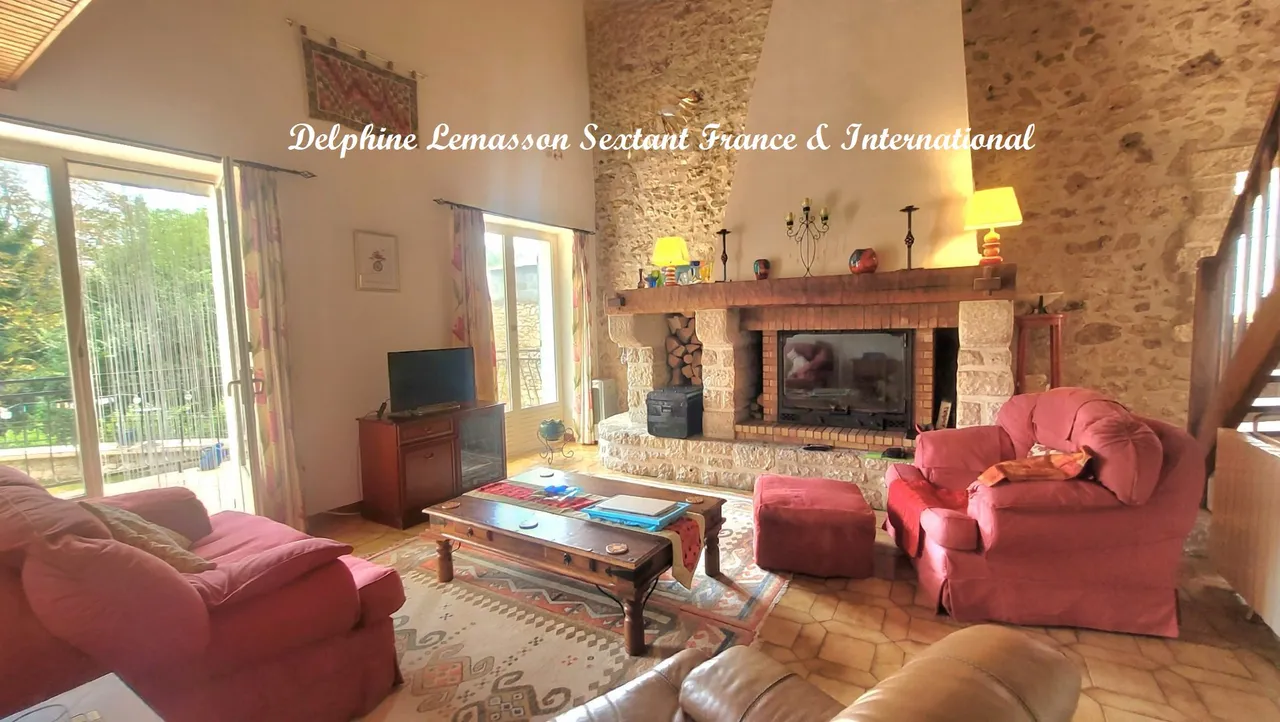 Photo of Village property with 4 bedrooms and enclosed garden