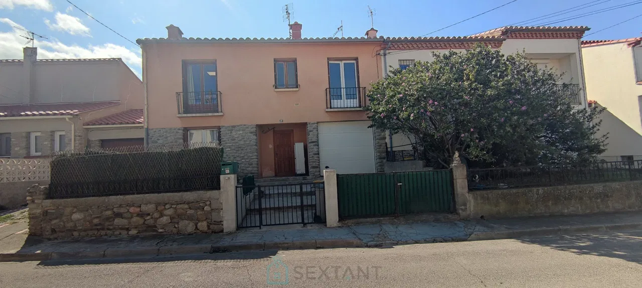 House · PRADES