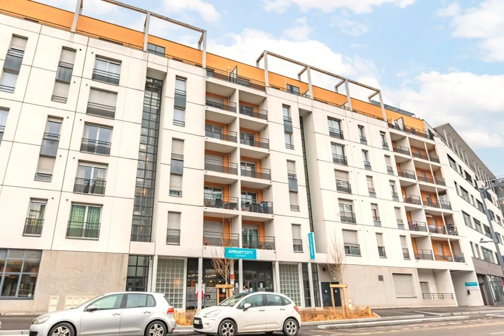 INVESTISSEMENT LOCATIF – LYON 9EME ARRONDISSEMENT - Résidence Appart'City Classic Lyon Vaise St Cyr **- 7.23 % de rentabilité.