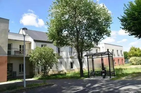 Foto di INVESTIMENTO IN AFFITTO – Lorcy – Residenza per anziani Hostellerie du Chateau – Rendimento del 9,34%