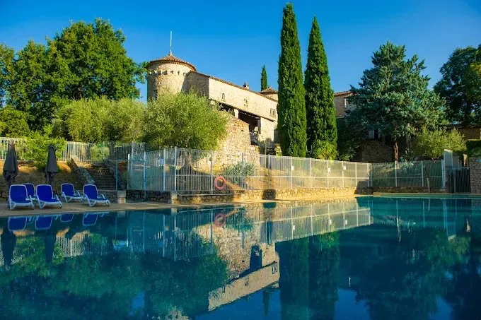 Foto di INVESTIMENTO IN LOCAZIONE – BERRIAS E CASTELJAU - Residence Vacances Bleues Lou Castel*** - Redditività 7,23%