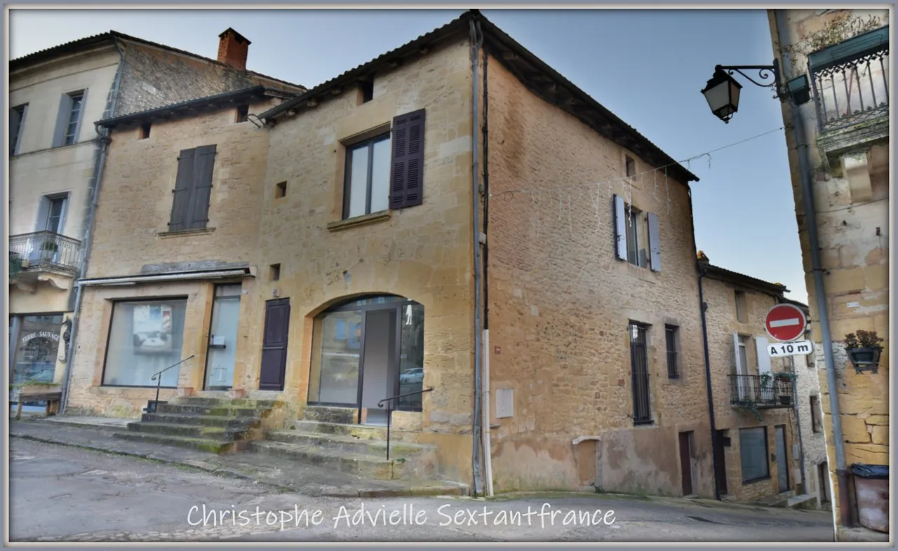 Photo of In the heart of Belves village, building with shop on the ground floor and studio on the top floor