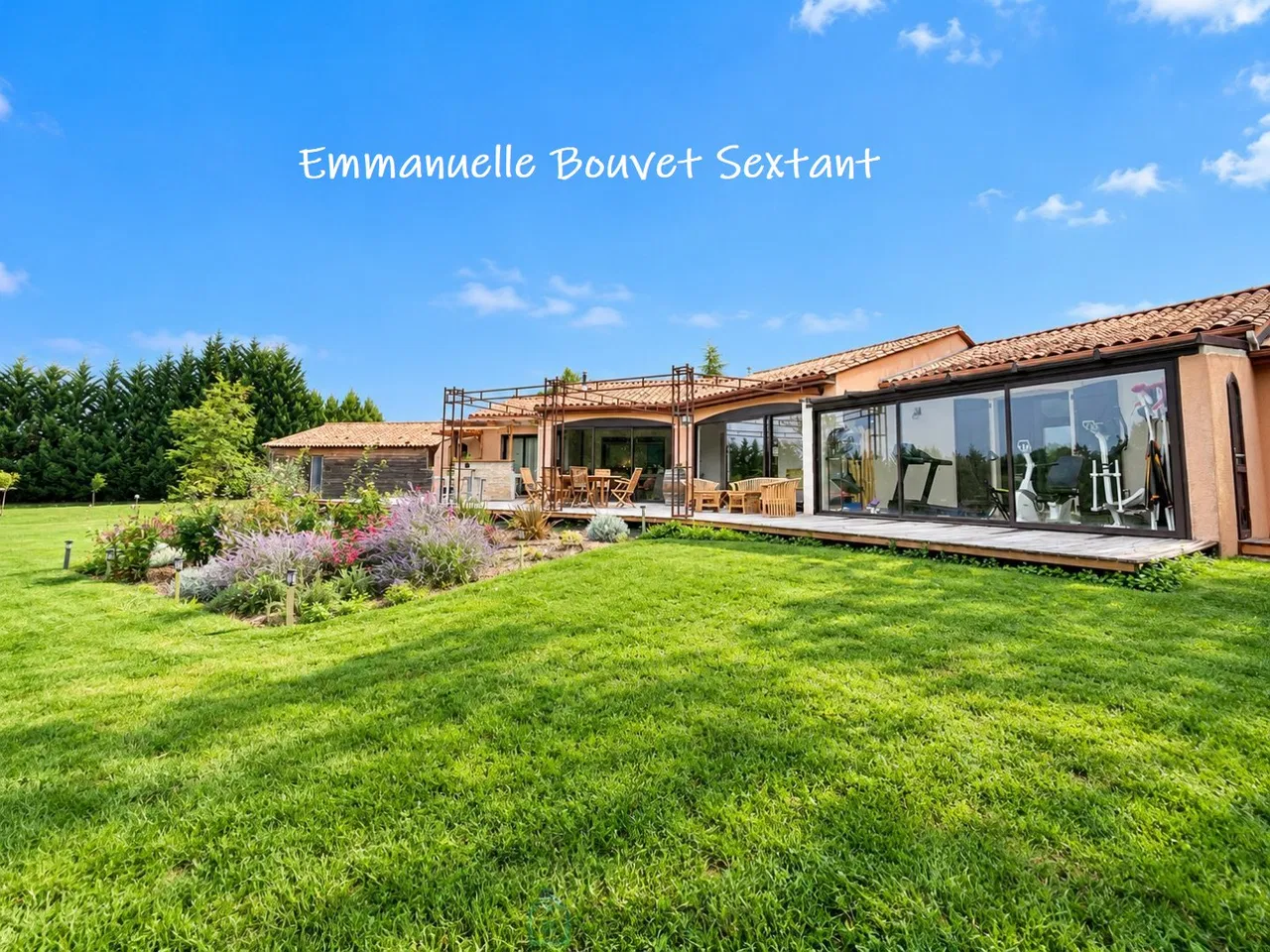 Photo of Touristic property in the Dordogne valley, 7.40 acres of land, 5 wooden chalets, reception room, 3 ensuite-bedroom house, swiming-pool, outbuildings