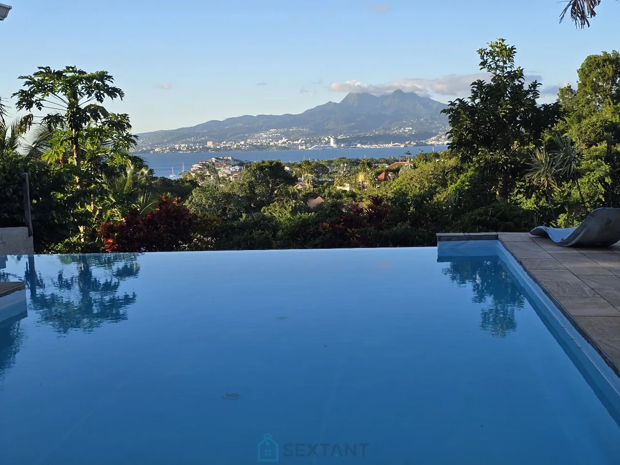 Foto di maison et dependances · LES TROIS ILETS