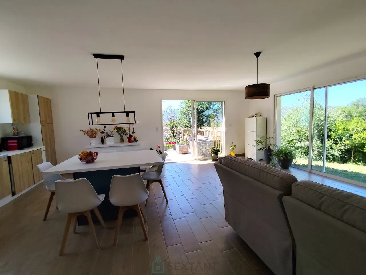House · RIGARDA