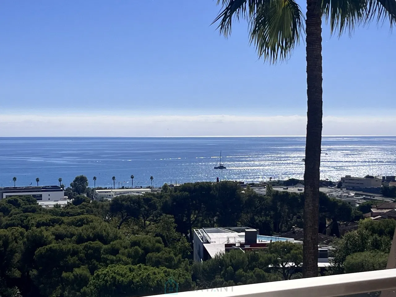 Appartement · VILLENEUVE LOUBET