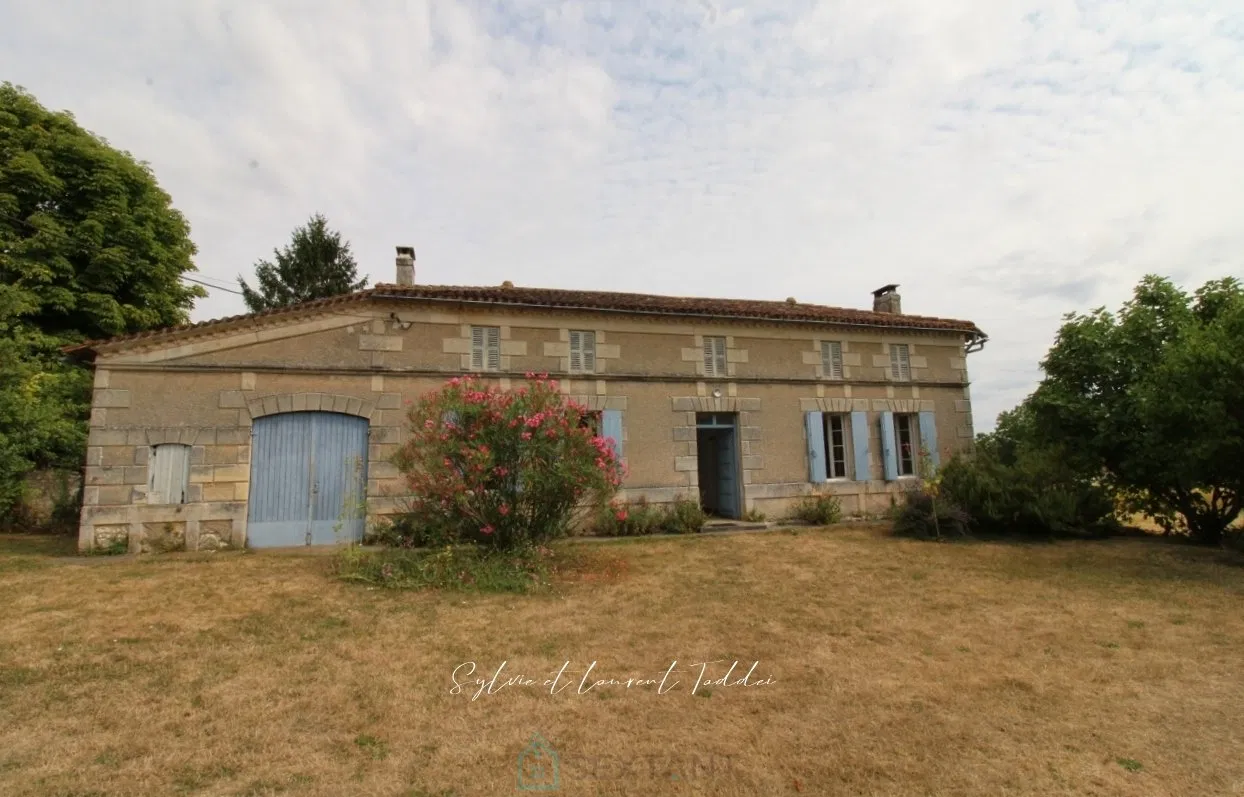 Photo of STONE LONGÈRE TO RENOVATE – OUTBUILDINGS – 3,945 M² PLOT