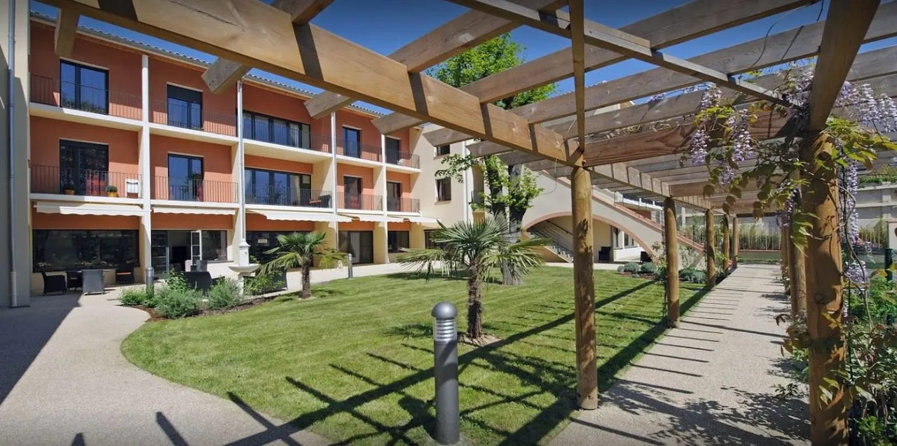 Photo of RENTAL INVESTMENT – Toulouse – Crampel EHPAD Residence – 6.42% profitability