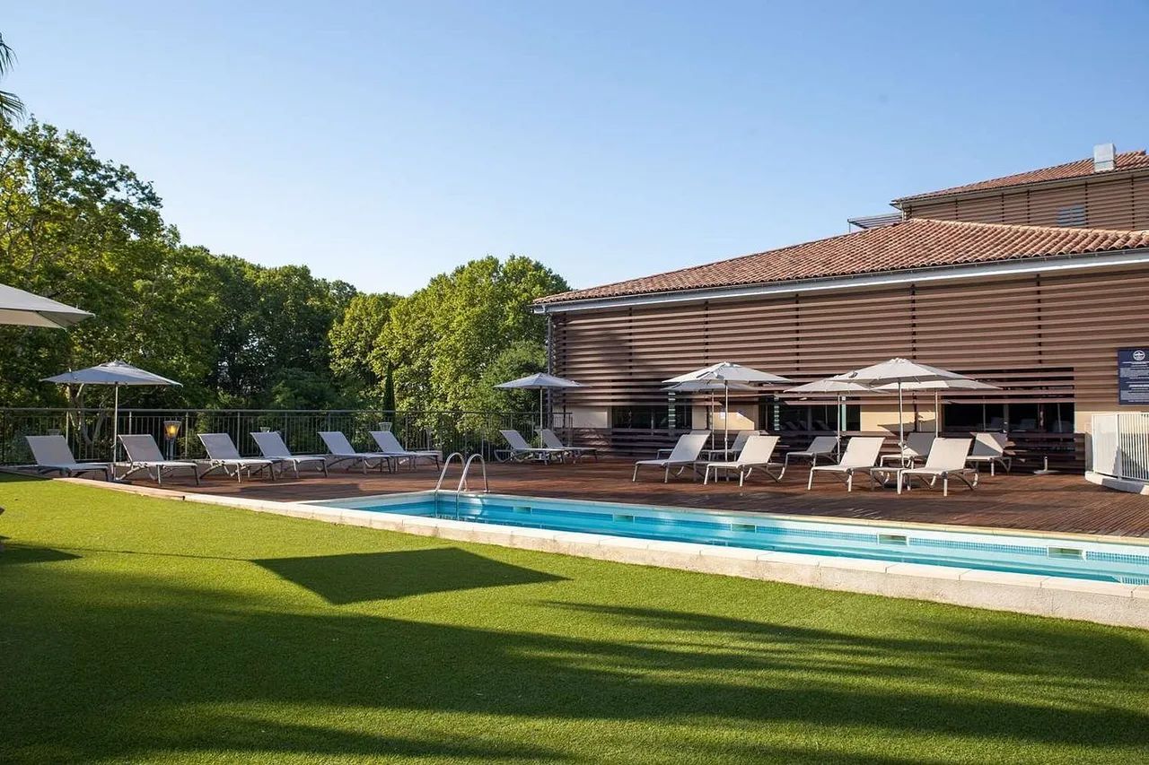 Foto di INVESTIMENTO IN AFFITTO – Juvignac – Residence Turistica La Valadiere – Redditività 6,24%