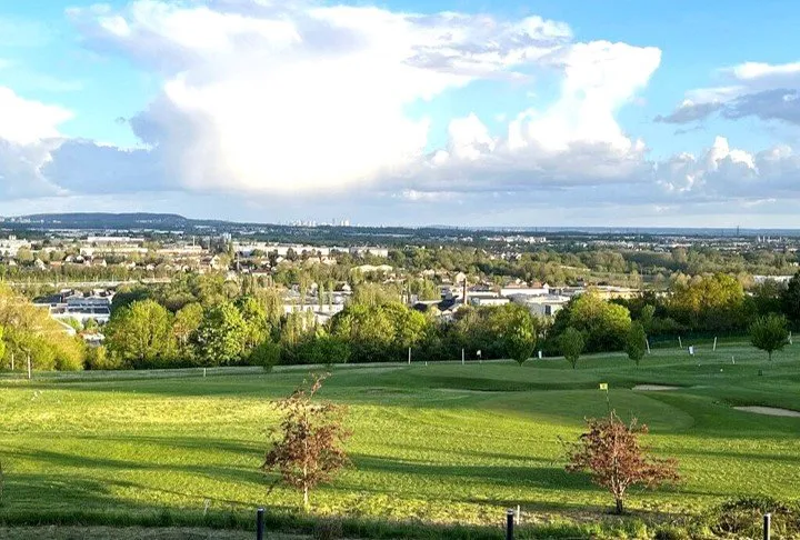Foto di INVESTIMENTO IN AFFITTO – ENNERY – Residenza turistica Le Green des Impressionnistes – Redditività 6,71%