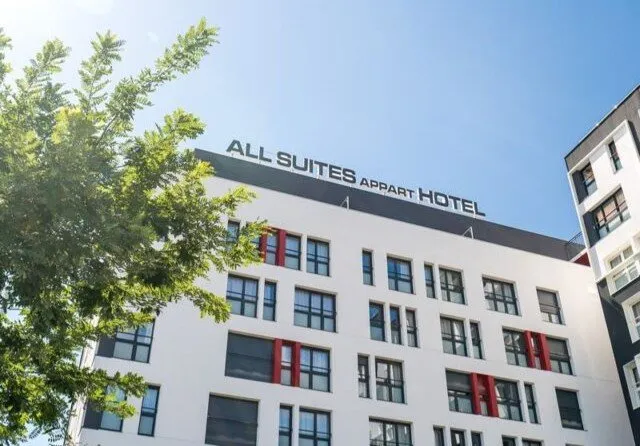 Foto di INVESTIMENTO IN AFFITTO – CHOISY LE ROI – Residenza All Suites Apart Hotel - 7.44% di rendimento