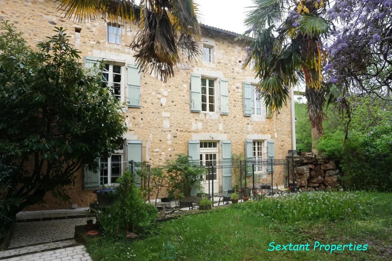 Photo of Sumptuous 19th century private mansion, in the heart of the Périgord Vert natural park.