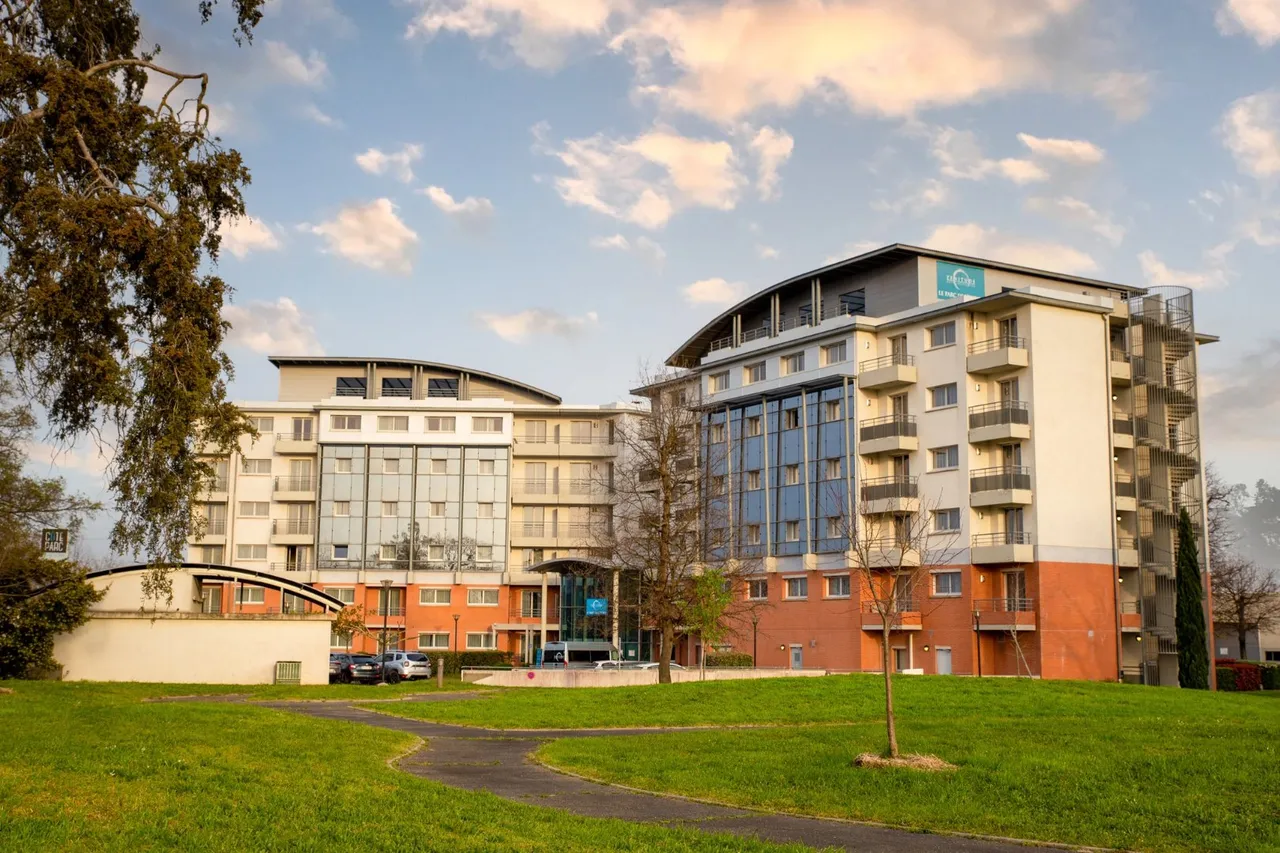 Foto di INVESTIMENTO LOCATIVO – TOULOUSE – Residenza d'Affari Zenitude Le Parc de l'Escale – 6,59% di redditività