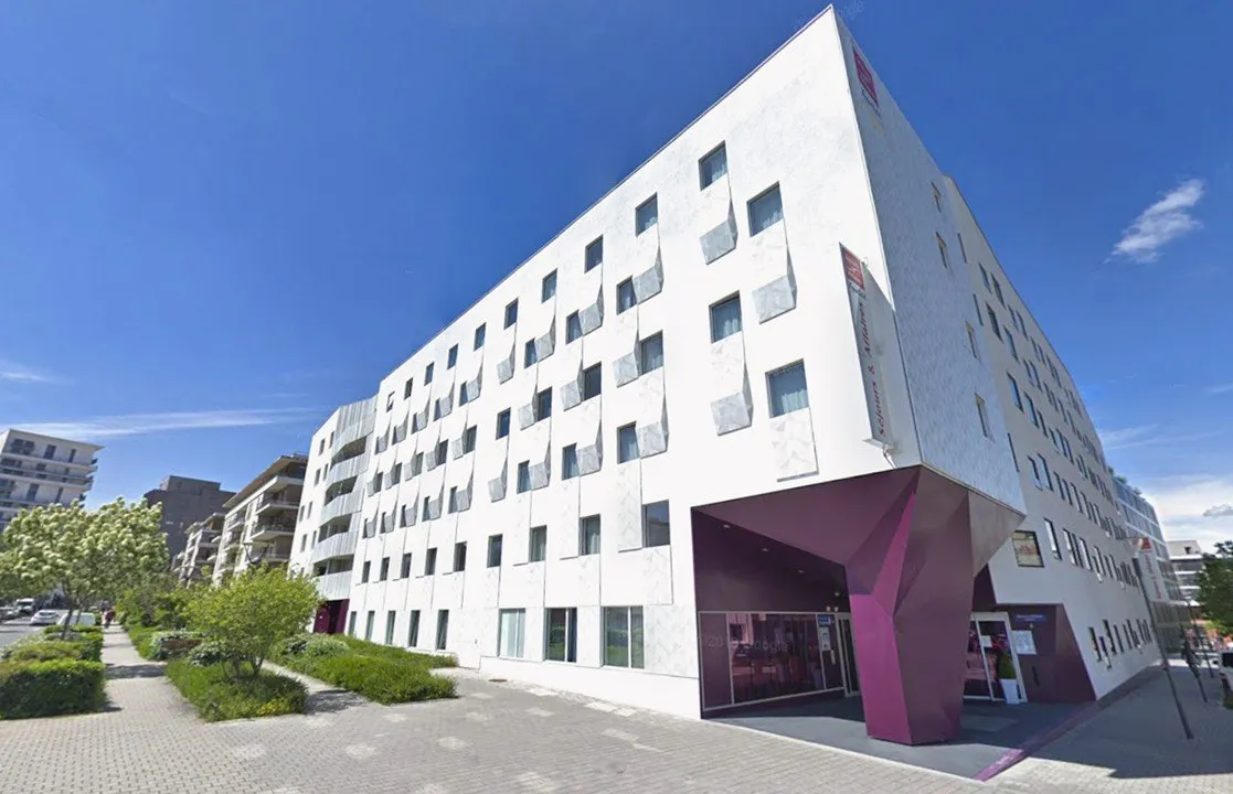 Foto di INVESTIMENTO IN AFFITTO – MASSY – Residence per studenti Les Estudines Atlantis – Rendimento 5,76%
