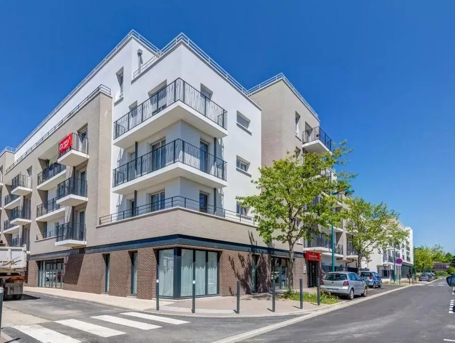 Foto di INVESTIMENTO IN AFFITTO – BAILLY ROMAINVILLIERS – Residenza Senior Zenitude – Oui Seniors Bailly – Rendimento 8,06%
