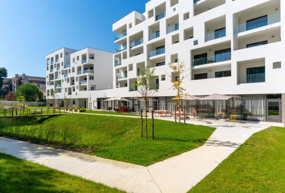 Foto di INVESTIMENTO IN AFFITTO – LE BOUSCAT – Stella Danae Residenza Senior - Le Domaine des Vignes - Rendimento 5,36%