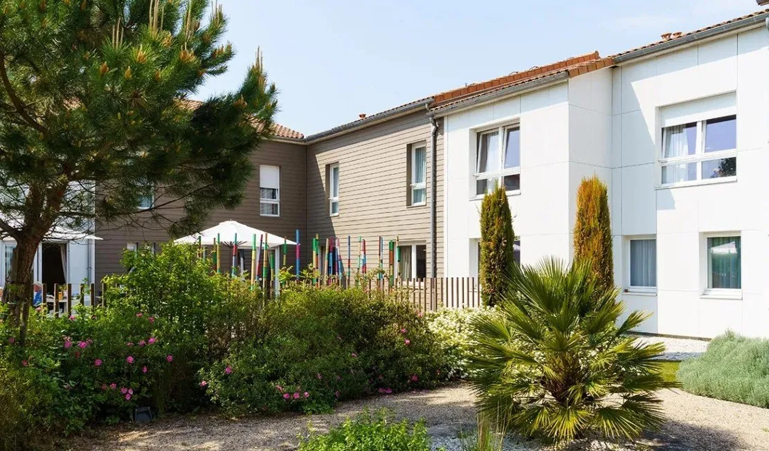 Foto di INVESTISSEMENT LOCATIF – SAINT AIGNANT – Residenza EHPAD Les Jardins du Marais - 6,56% di redditività