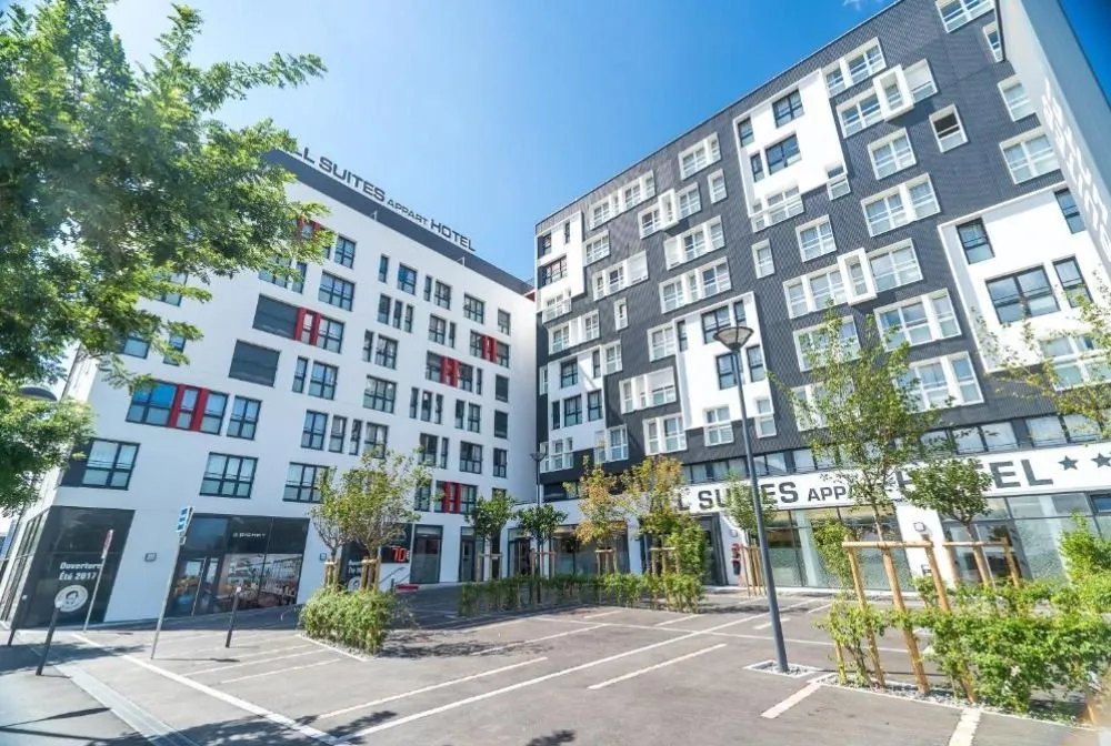 Foto di INVESTIMENTO IN AFFITTO – CHOISY LE ROI – Residenza All Suites Apart Hotel - Rendimento del 5,73%