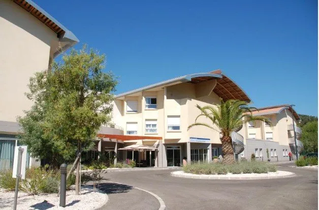 Foto di INVESTIMENTO IN AFFITTO – Pegomas – Residenza per anziani Les Jasmins de Cabrol – Rendimento del 7,16%