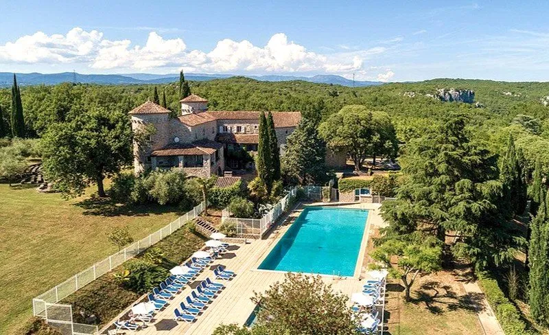 Foto di INVESTIMENTO IN AFFITTO – BERRIAS E CASTELJAU - Residenza Vacances Bleues Lou Castel***- 7,32% di redditività