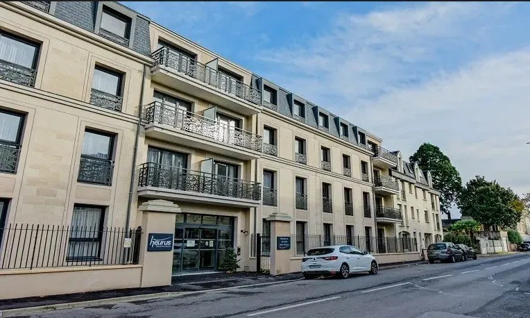 Foto di INVESTIMENTO IN AFFITTO – SAUMUR – Residenza multigenerazionale Heurus Epona - 4,62% di rendimento
