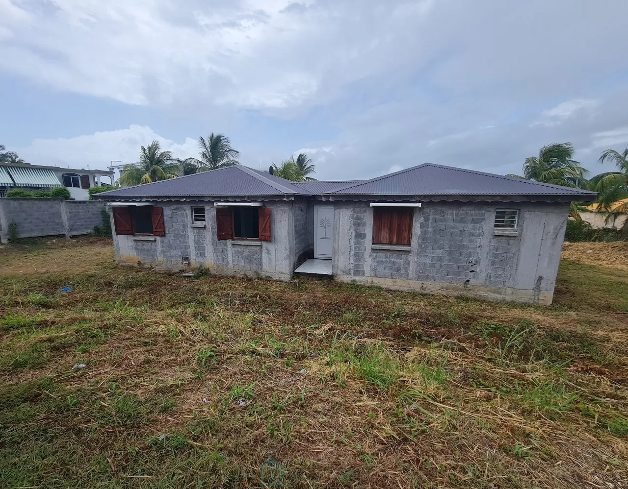 Photo of Unfinished house of 92 m² in Le Moule on a 900 m² plot