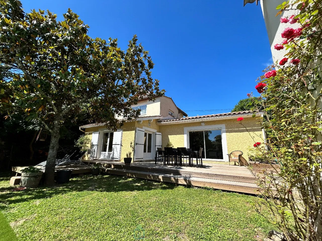 Photo of Charming 2-Bedroom Villa with Pool - Wooded Plot near Alès