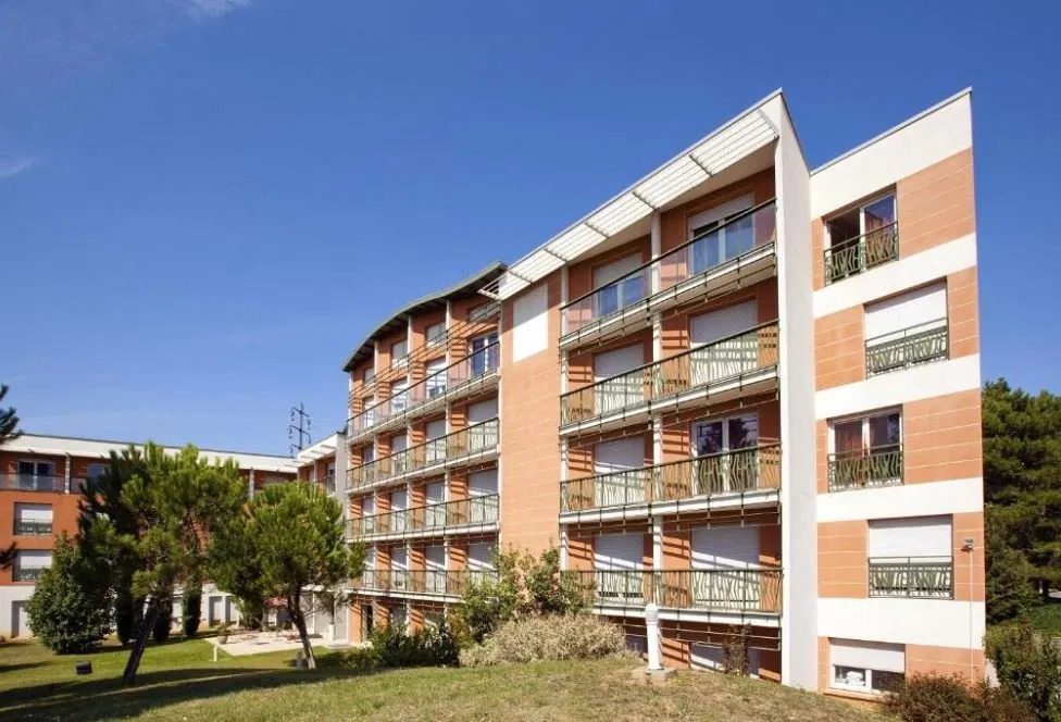 Foto di INVESTIMENTO IN AFFITTO – VALENCE - Cerise Residence Valence - 6.99% rendimento.