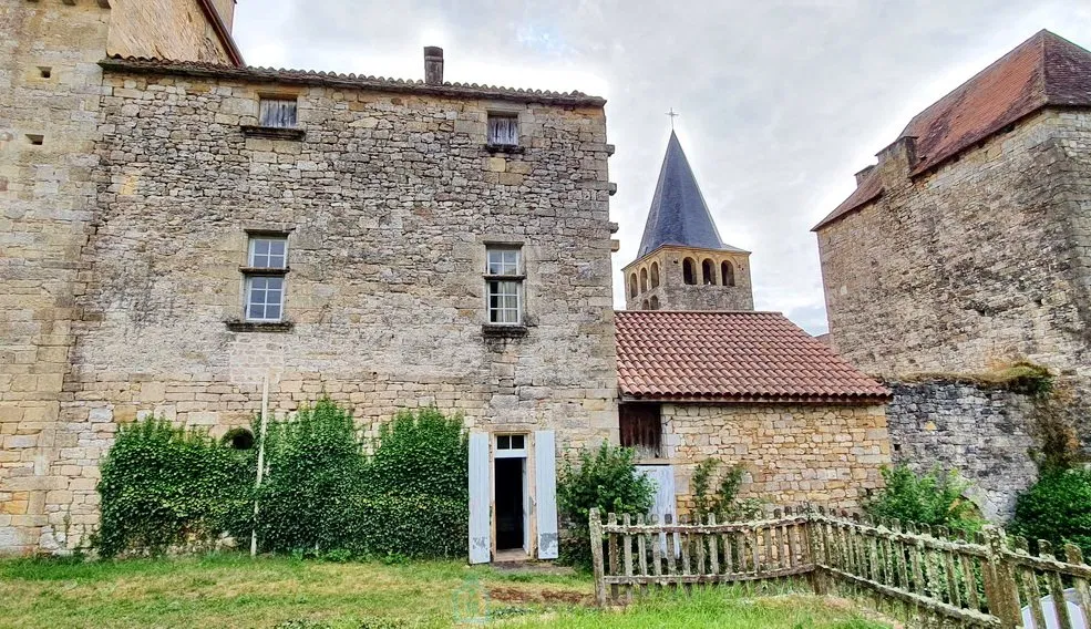 Photo of Exceptional Manor House – Former 13th & 15th Century Castle – Saint Pompon (25 km from Sarlat)