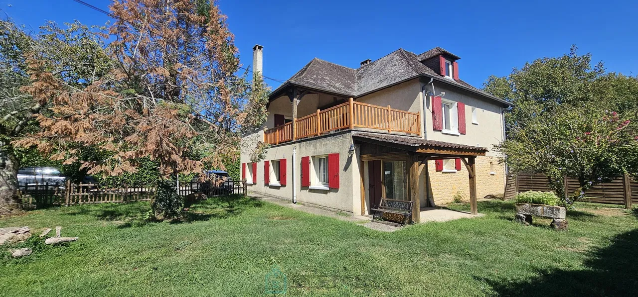 Photo of House with Swimming Pool and Independent apartment in Saint-Vincent-de-Cosse.