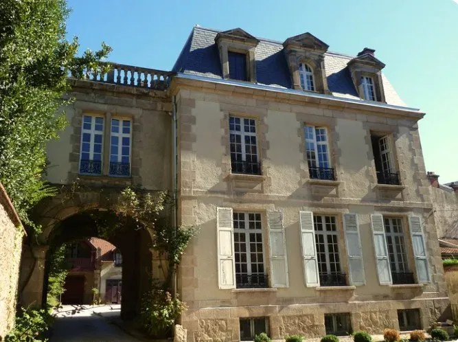 Foto di INVESTIMENTO IN AFFITTO – Limoges – Residenza Turistica Villa Beaupeyrat - Rendimento 6,20%