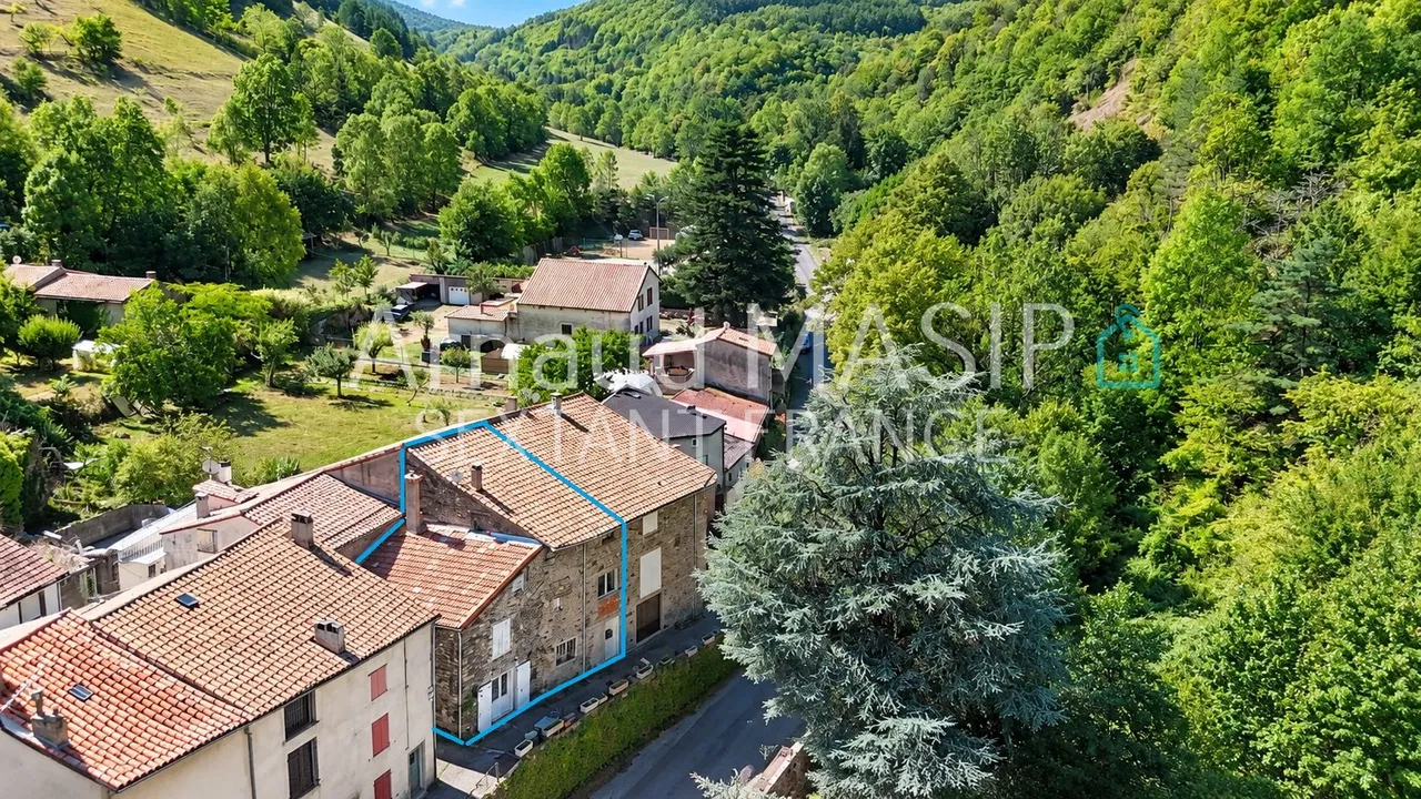 Photo of STONE VILLAGE HOUSE WITH ADJOINING WORKSHOP IN TRANQUIL, COUNTRY LOCATION