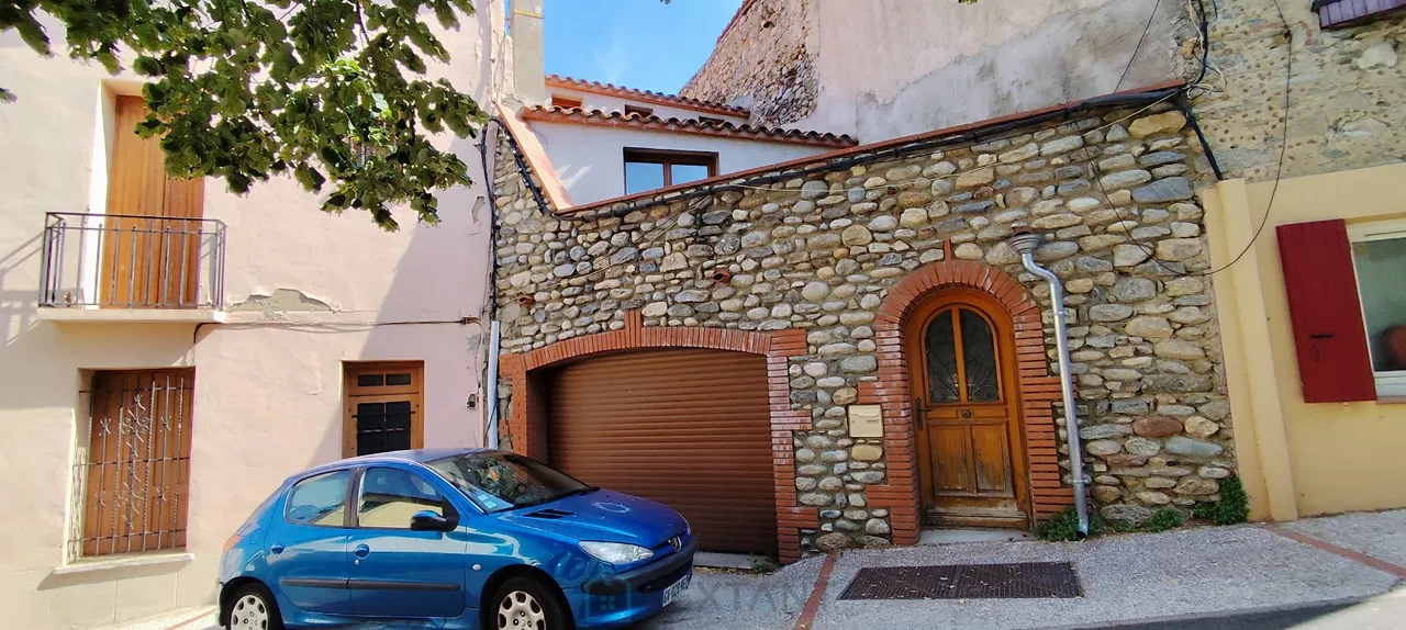 Foto di Casa di villaggio con garage e terrazzo, interno da completare Superficie utile 101 m²