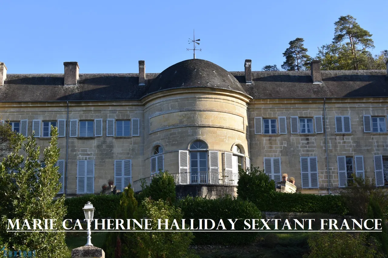 Photo of Exceptional 19th-Century Château with 10 Bedrooms and 9-Hectare Park — Dordogne