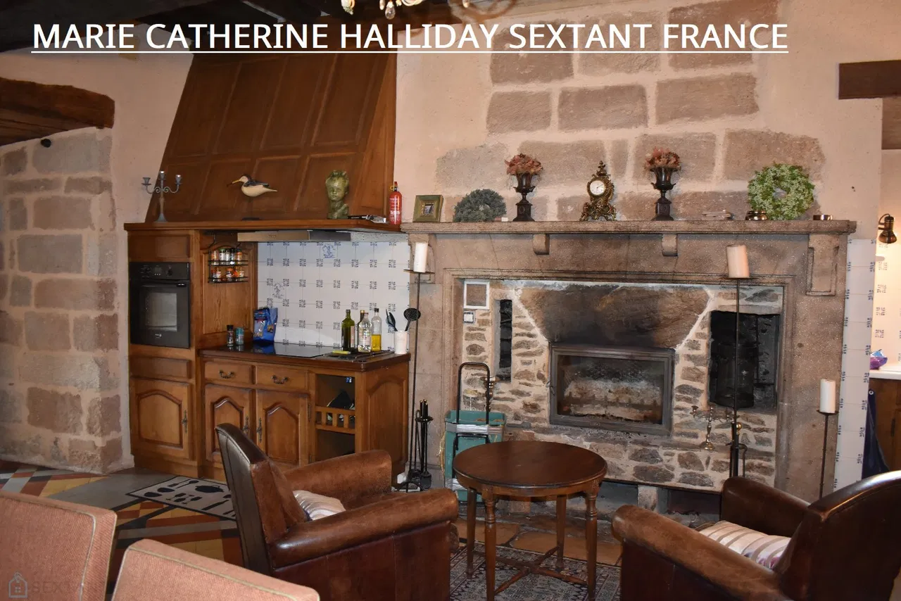 Photo of Magnificent 17th Century Château with 7 Bedrooms on 21 Hectares in Dordogne