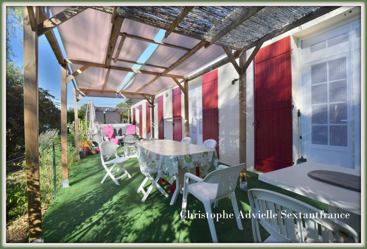 Photo of Detached villa and a big tobacco dryer , big plot os 5660 square meters