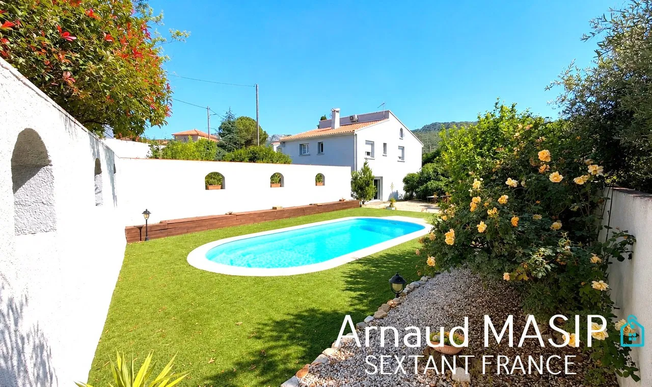 Photo of DETACHED VILLA 142m², POOL, 2 GARAGES, 3 174M² PLOT, ATTRACTIVE VIEW, QUIET LOCATION NEAR AMENITIES