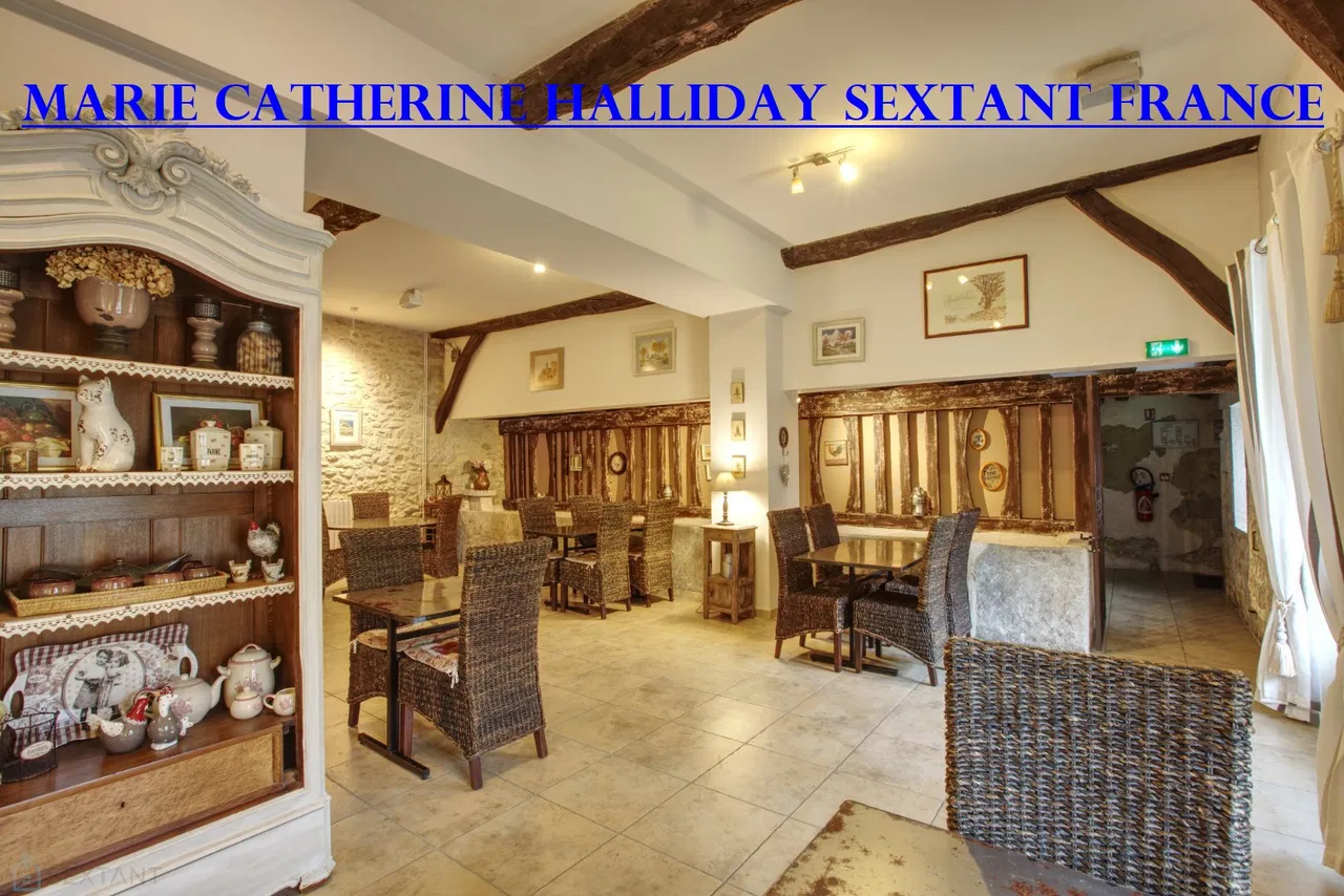 Photo of Exceptional 800 m² estate with pool in Antonne-et-Trigonant