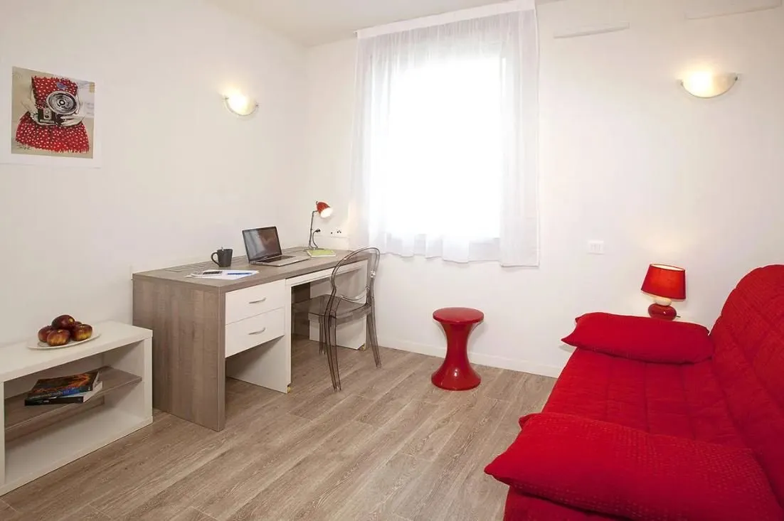 Foto di INVESTIMENTO IN AFFITTO – Nanterre – Residenza studentesca Les Estudines Nanterre University – 5,06% di rendimento