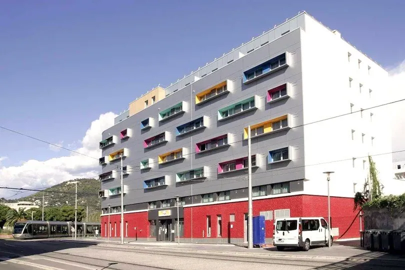 Foto di INVESTIMENTO IN AFFITTO – NIZZA – Residenza Appart'City Classic Nice Acropolis – Redditività 6,42%