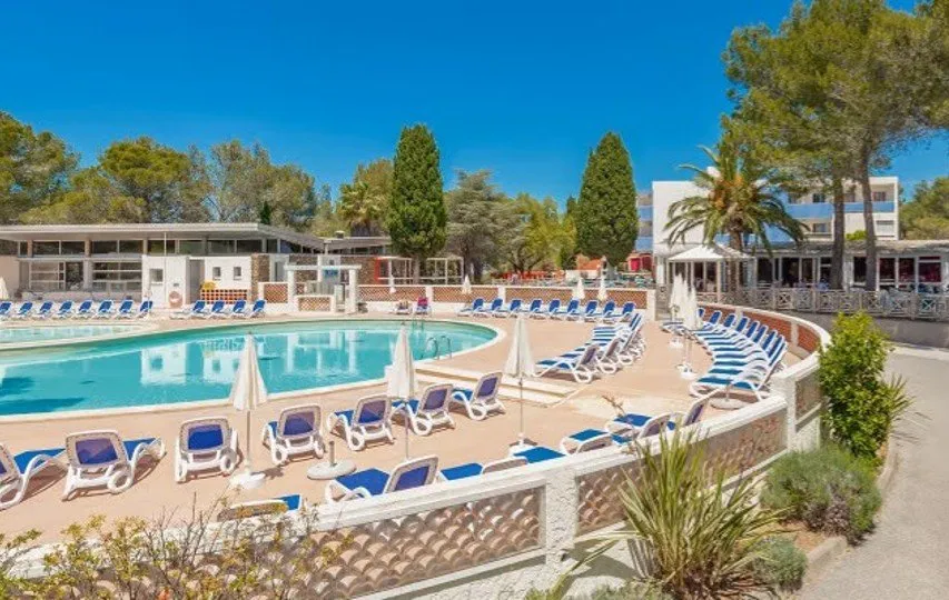 Photo of RENTAL INVESTMENT – Le Pradet – Residence Tourisme Lou Pigno – 7.93% profitability