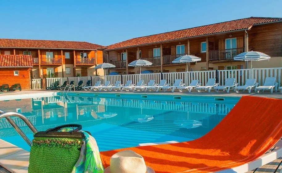 Foto di INVESTIMENTO IN AFFITTO – Eauze – Residenza Turistica Les Maisons du Golf d'Armagnac – Redditività 5,34%