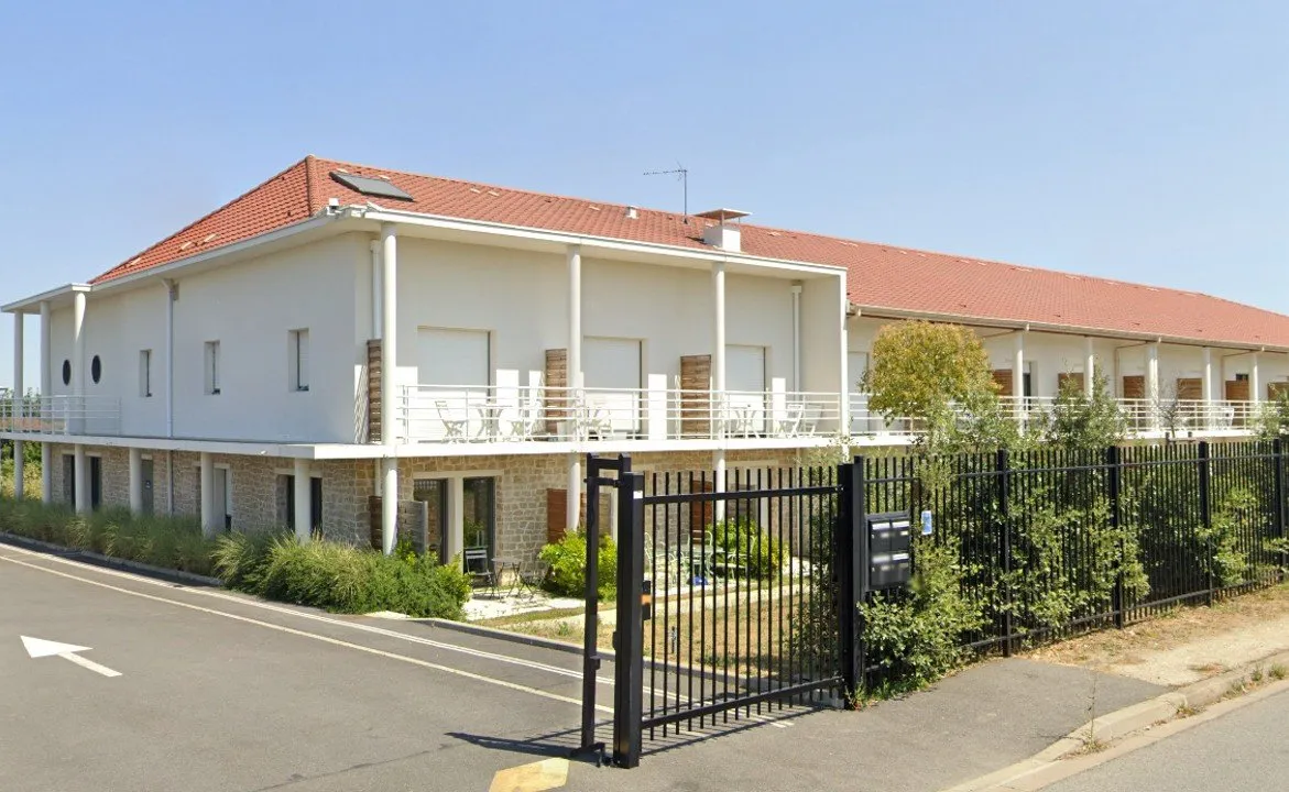 Foto di INVESTIMENTO IN AFFITTO – Ormoy – Residence Affaires Cap West – 7,56 % redditività
