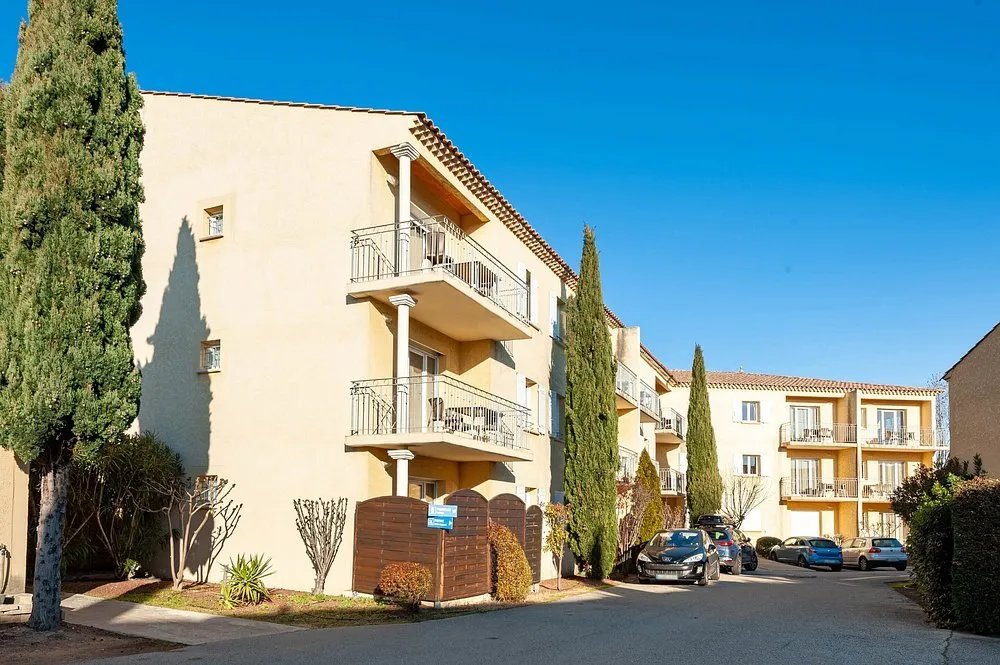 Foto di INVESTIMENTO IN AFFITTO – Vedene – Residenza Turistica Residhotel Grand Avignon – Rendimento 6,3%