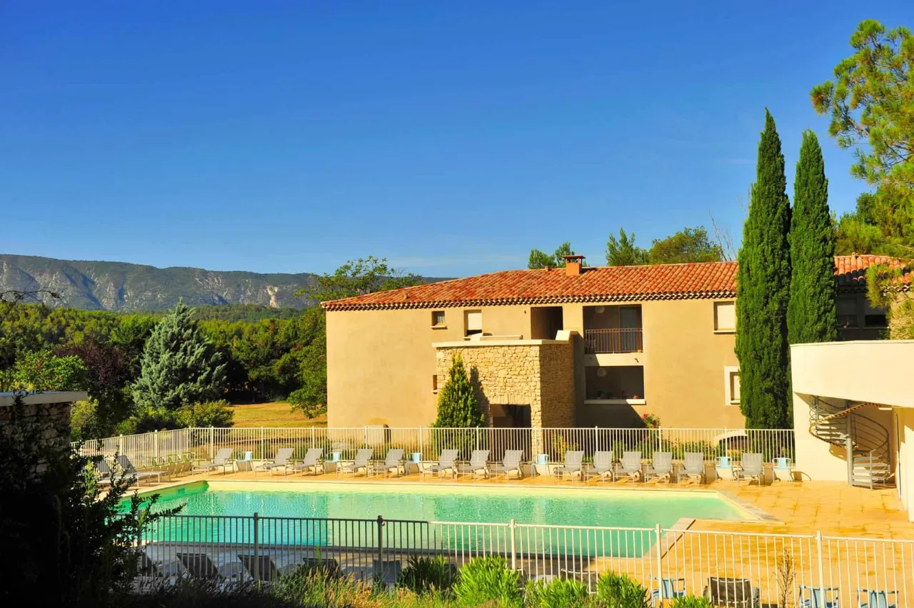 Foto di INVESTIMENTO IN AFFITTO – Beaumettes – Goelia Le Domaine du Moulin Blanc Residenza Turistica - Rendimento 8,15%